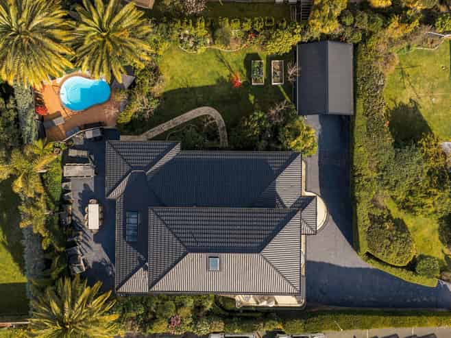 166 Lake Terrace, Hilltop