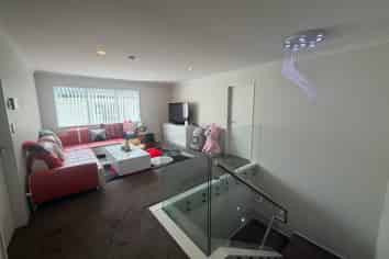 7 Calcite Avenue, Flat Bush