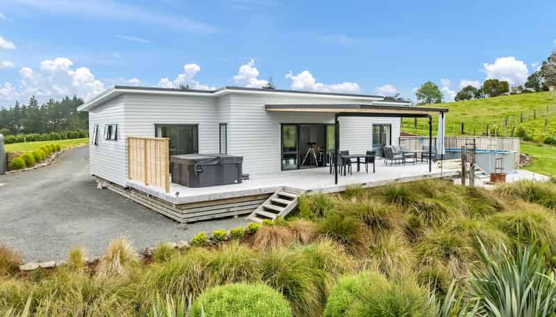 29 Lauries Drive, KAURI