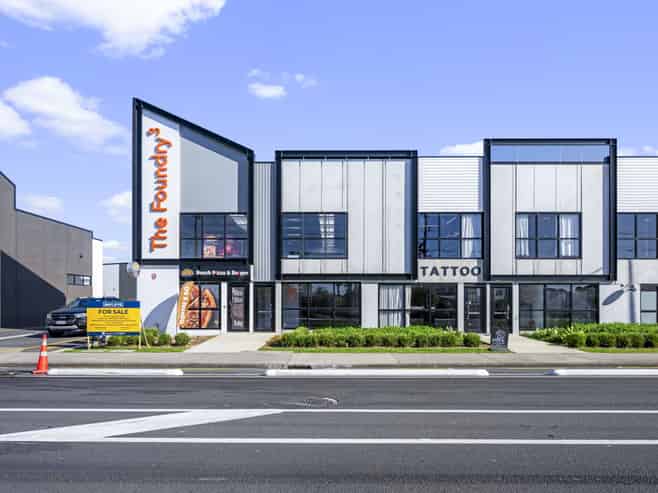 Vendor's loss - Your gain! Hobsonville unit