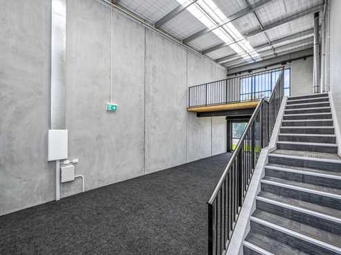 Vendor's loss - Your gain! Hobsonville unit