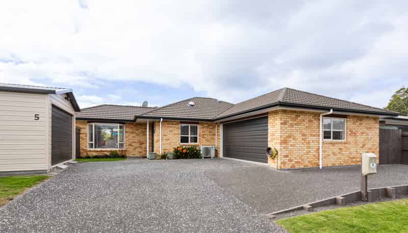 5 Cobham Lane, Whitianga