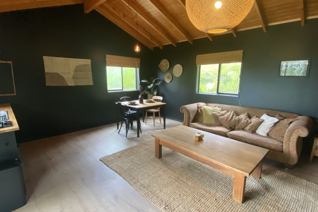 1 Bedroom Rustic Cabin #2 3