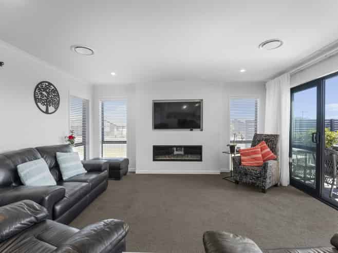 1 Makomako Crescent, Wharewaka