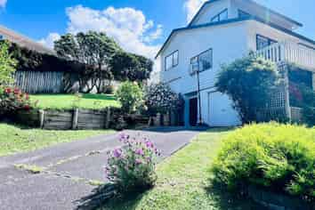 3 Carl Place, Unsworth Heights