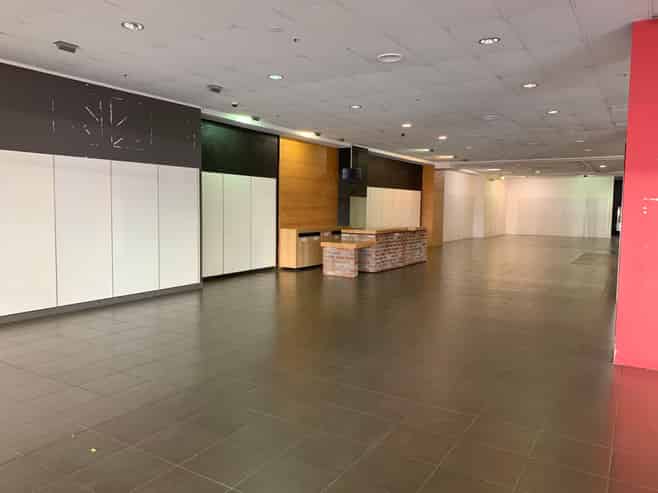 Large Retail Building Dual Level