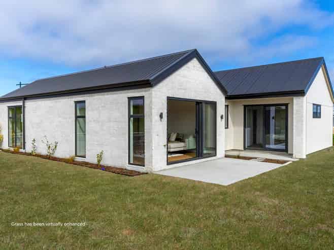 21 Wharariki Rise, Wharewaka