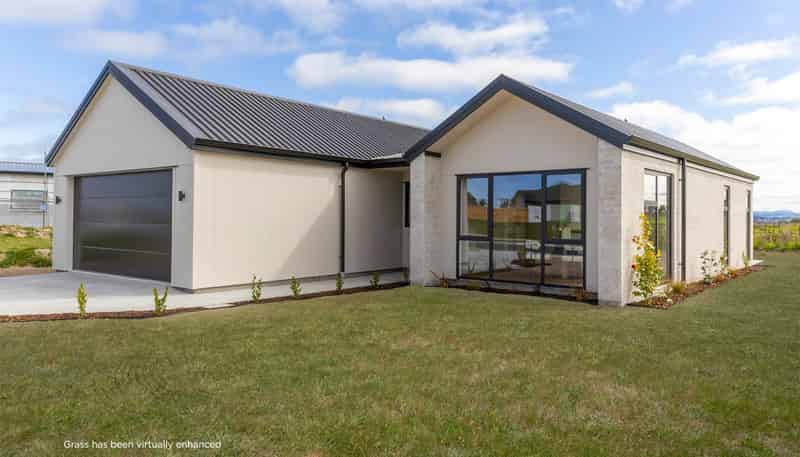 21 Wharariki Rise, Wharewaka