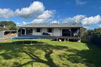 13 Course Lane, Sanson