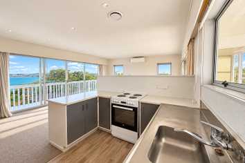 795 Whangaparaoa Road, Manly