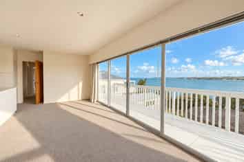 795 Whangaparaoa Road, Manly