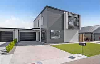33 Marine Corps Drive, Solway