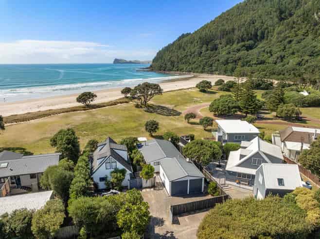 12A McLiver Place, Pauanui