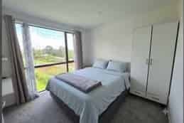 8/61 Clayburn Road, Glen Eden