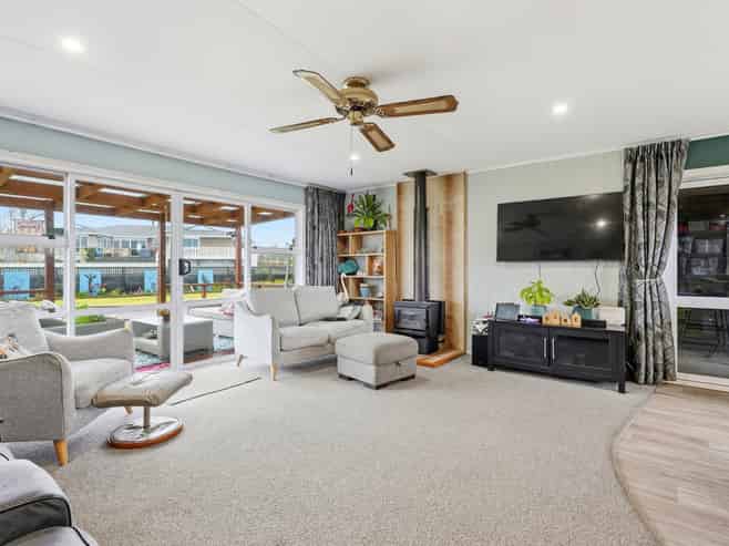 9 Ramona Avenue, Waitarere Beach