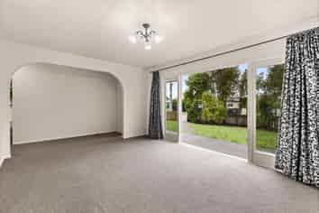 14 Lipscombe Crescent, Havelock North