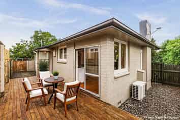 14 Lipscombe Crescent, Havelock North