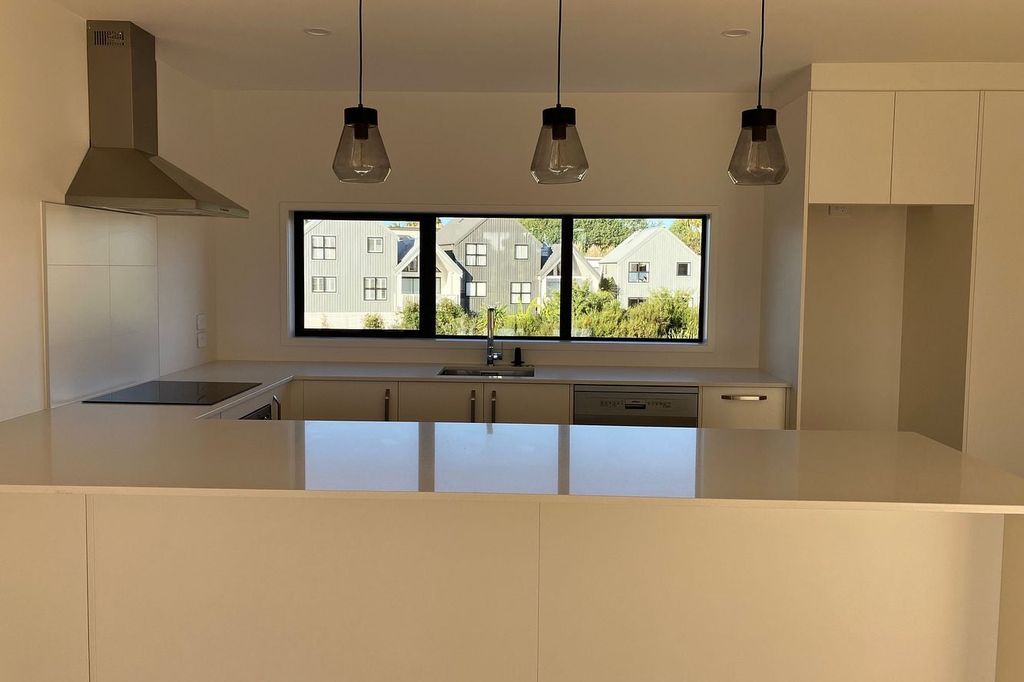 3BR Townhouse in Beachlands 3