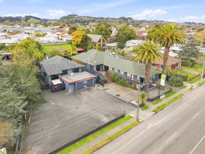 Riverside investment with long-term income
