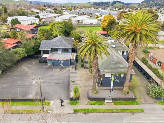 Riverside investment with long-term income