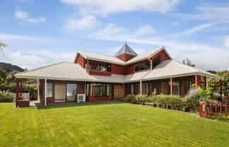 400 Hape Road, Thames