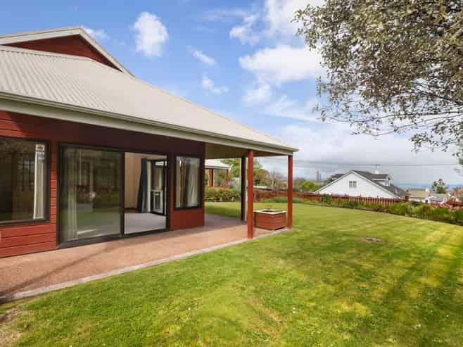 400 Hape Road, Thames