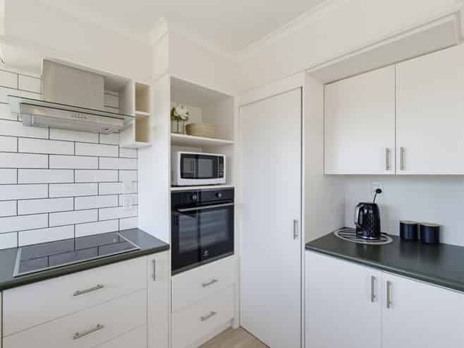 8 Woodham Drive, Allenton