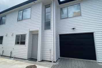 9B Holland Avenue, Point England