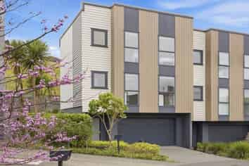 10 Charles Heaphy Lane, Stonefields