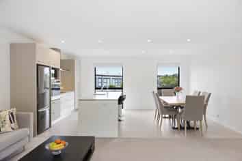 10 Charles Heaphy Lane, Stonefields
