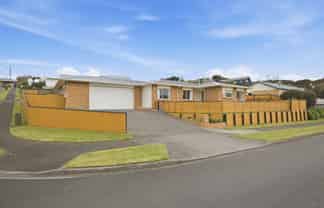 4 Cyrus Street, Whalers Gate