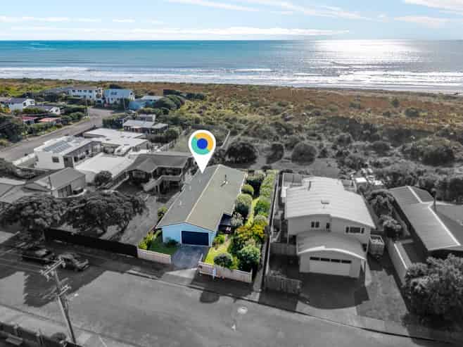 9 Moana Street, Otaki Beach