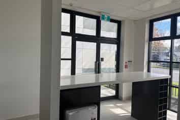 Modern & Versatile Commercial Space | 4 Carparks