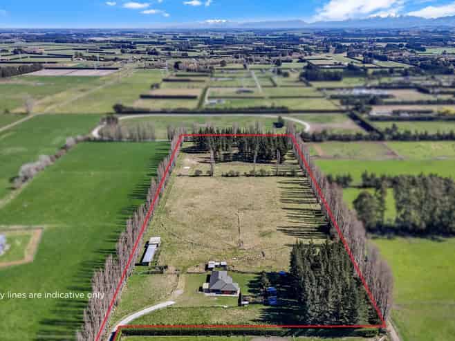 275 Plaskett Road, Fernside