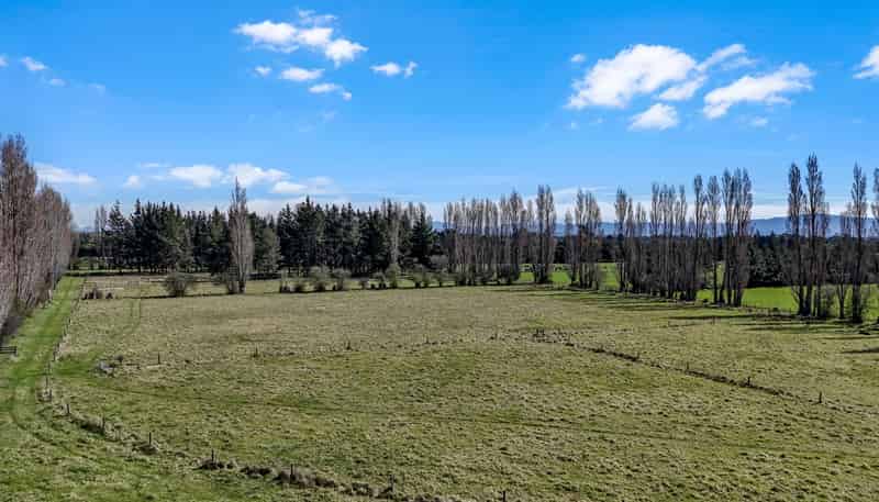 275 Plaskett Road, Fernside