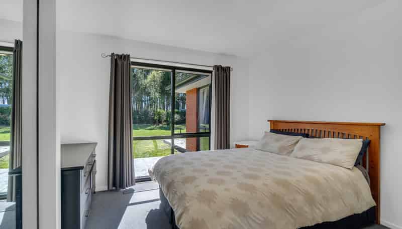 275 Plaskett Road, Fernside