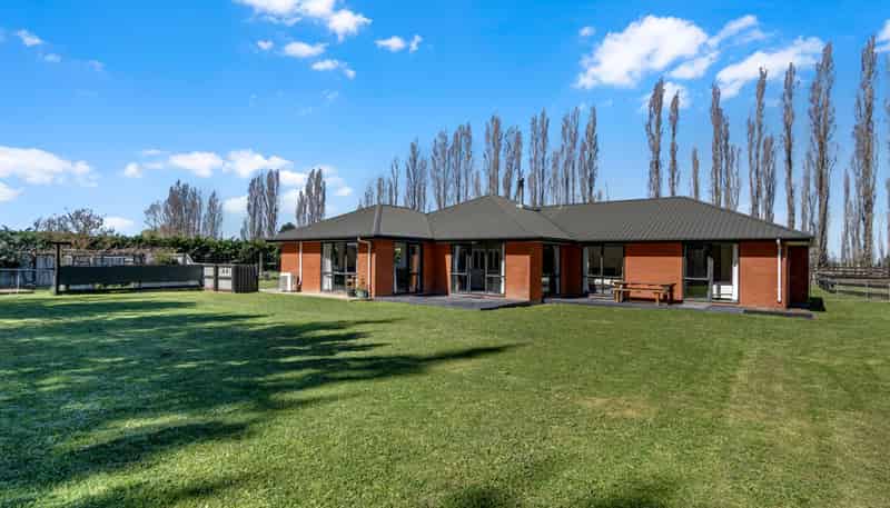 275 Plaskett Road, Fernside