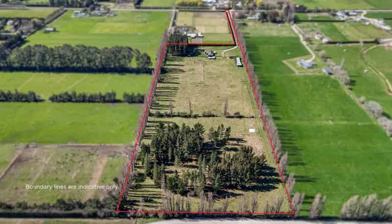 275 Plaskett Road, Fernside