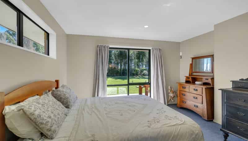 275 Plaskett Road, Fernside