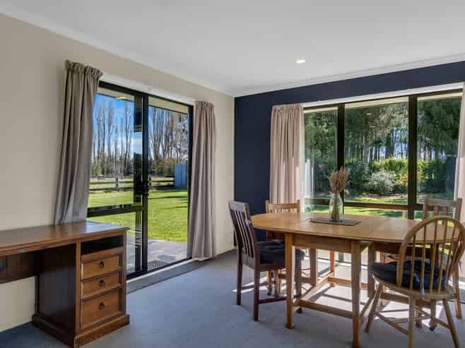 275 Plaskett Road, Fernside