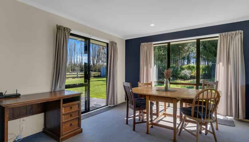275 Plaskett Road, Fernside