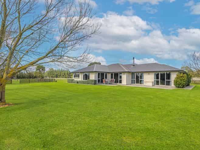 24 Chatham Street, Pahiatua