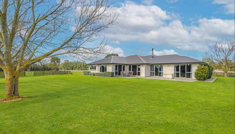 24 Chatham Street, Pahiatua