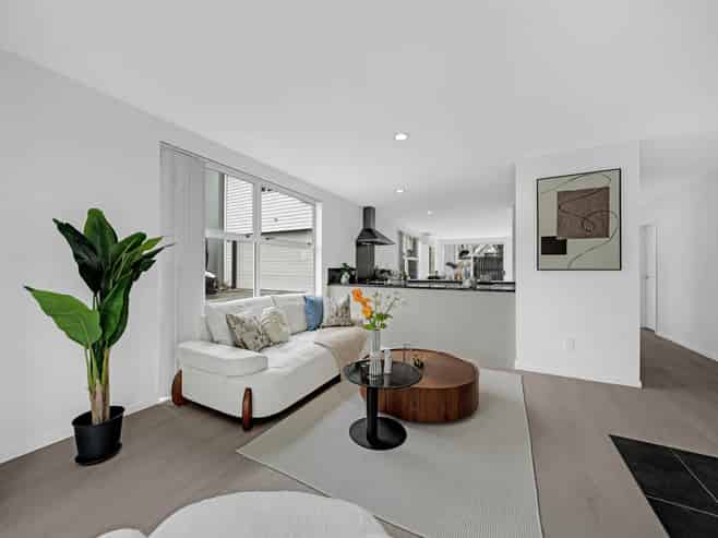 4 Phar Lap Crescent, Takanini