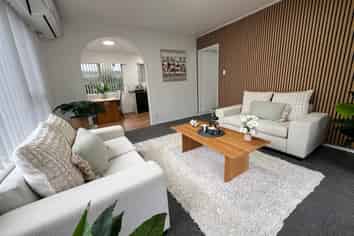 44b Fifth Avenue, Enderley