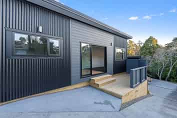 1/10a  Awanui Street, Merrilands