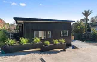 1/10a  Awanui Street, Merrilands