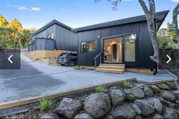 2/10a Awanui Street, Merrilands