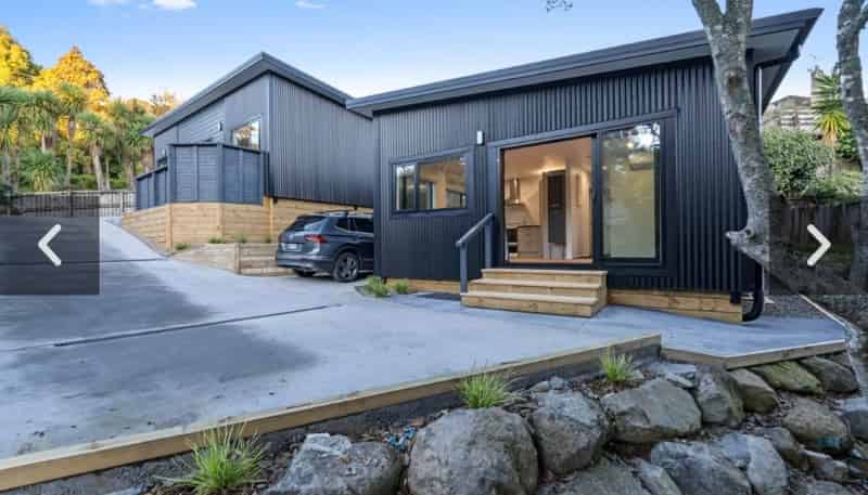 2/10a Awanui Street, Merrilands