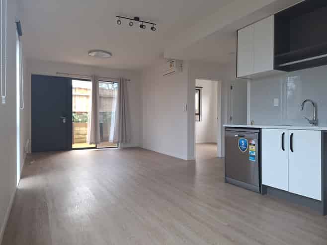 1/13 Blockhouse Bay Road, Avondale